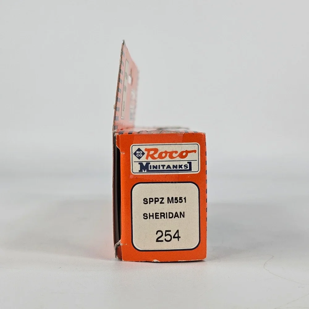 Roco Minitanks SPPZ M551 Sheridan 254 Military Model Tank New in Box